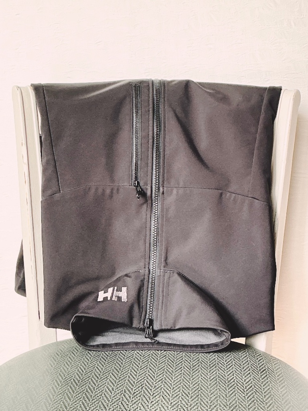 Helly Hansen Men’s Paramount Series Softshell Jacket Front Zip Black Size L